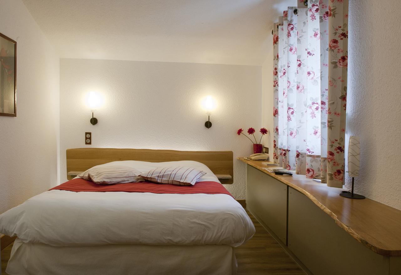 Logis Le Cheval Rouge Hotel Sainte-Menehould Bilik gambar