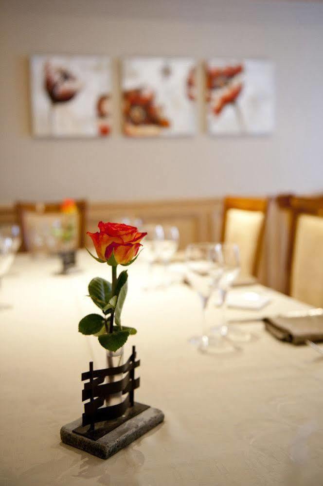 Logis Le Cheval Rouge Hotel Sainte-Menehould Luaran gambar